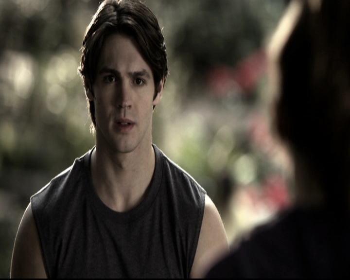 VampireDiariesWorld-dot-nl_6x09IAlone0221.jpg