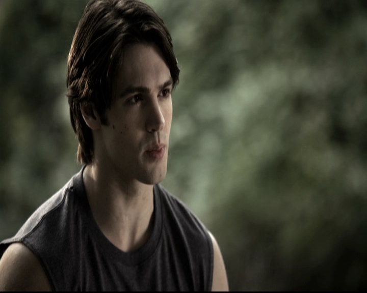 VampireDiariesWorld-dot-nl_6x09IAlone0231.jpg