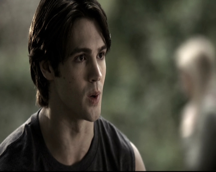 VampireDiariesWorld-dot-nl_6x09IAlone0253.jpg