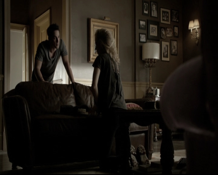 VampireDiariesWorld-dot-nl_6x09IAlone0260.jpg