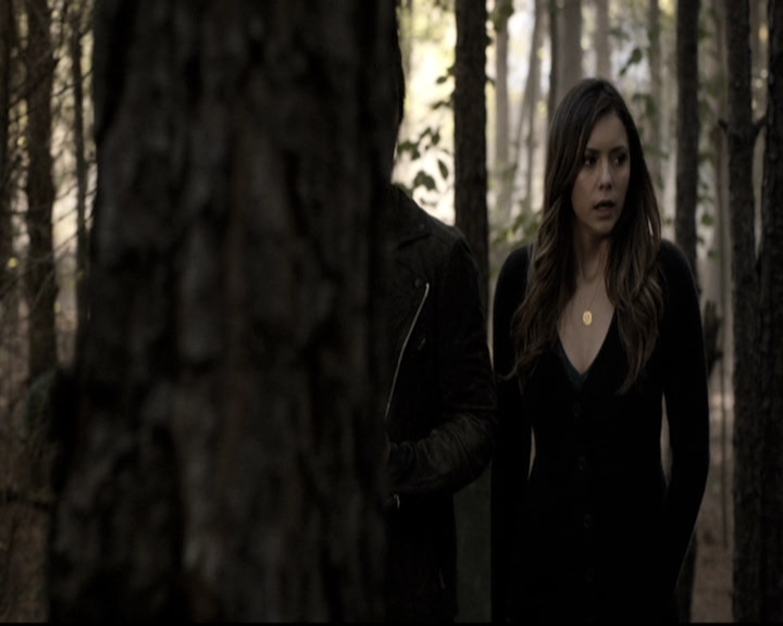 VampireDiariesWorld-dot-nl_6x09IAlone0379.jpg