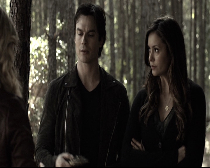 VampireDiariesWorld-dot-nl_6x09IAlone0402.jpg