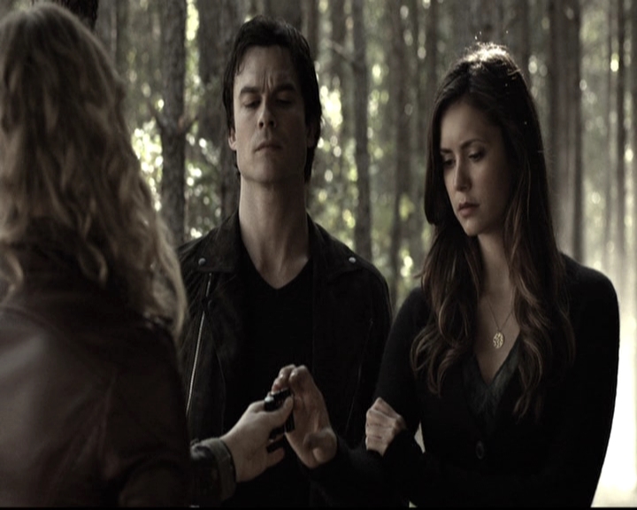 VampireDiariesWorld-dot-nl_6x09IAlone0436.jpg