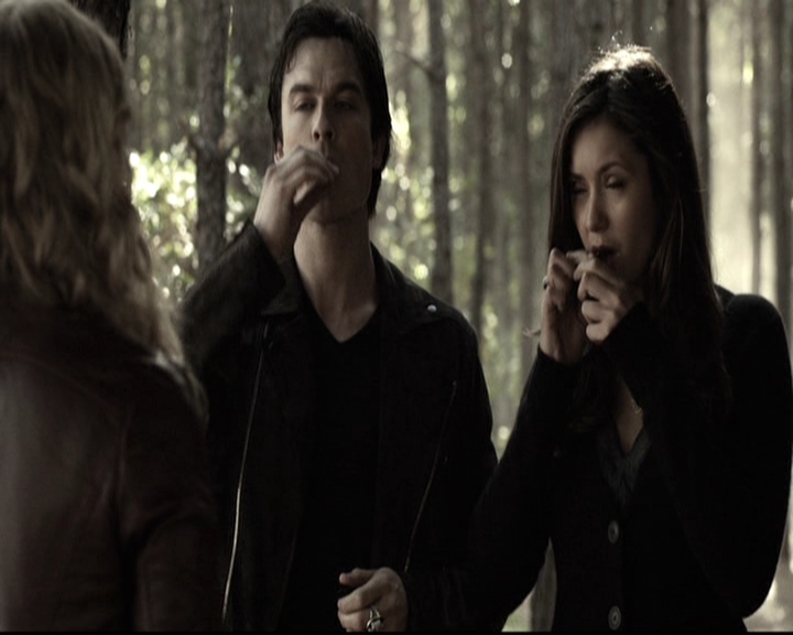 VampireDiariesWorld-dot-nl_6x09IAlone0448.jpg