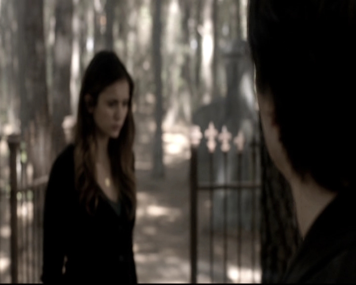 VampireDiariesWorld-dot-nl_6x09IAlone0472.jpg