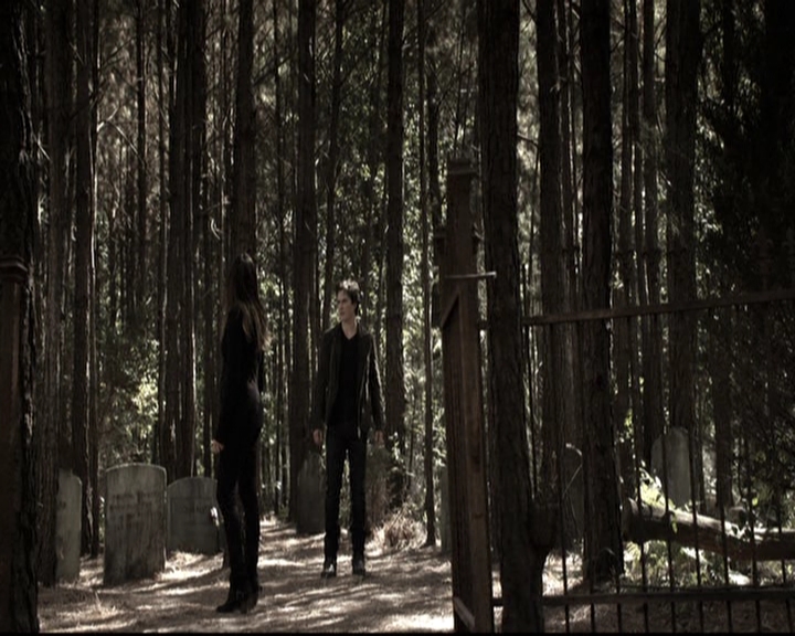 VampireDiariesWorld-dot-nl_6x09IAlone0475.jpg