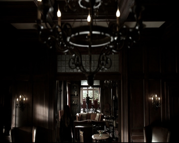 VampireDiariesWorld-dot-nl_6x09IAlone0620.jpg