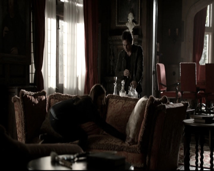 VampireDiariesWorld-dot-nl_6x09IAlone0641.jpg