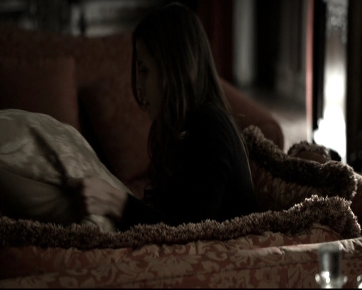 VampireDiariesWorld-dot-nl_6x09IAlone0642.jpg