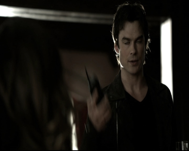 VampireDiariesWorld-dot-nl_6x09IAlone0674.jpg