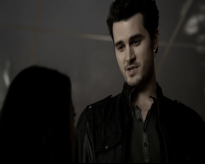 VampireDiariesWorld-dot-nl_6x09IAlone0711.jpg