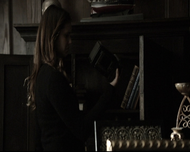 VampireDiariesWorld-dot-nl_6x09IAlone0766.jpg