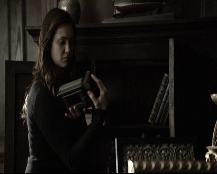 VampireDiariesWorld-dot-nl_6x09IAlone0767.jpg