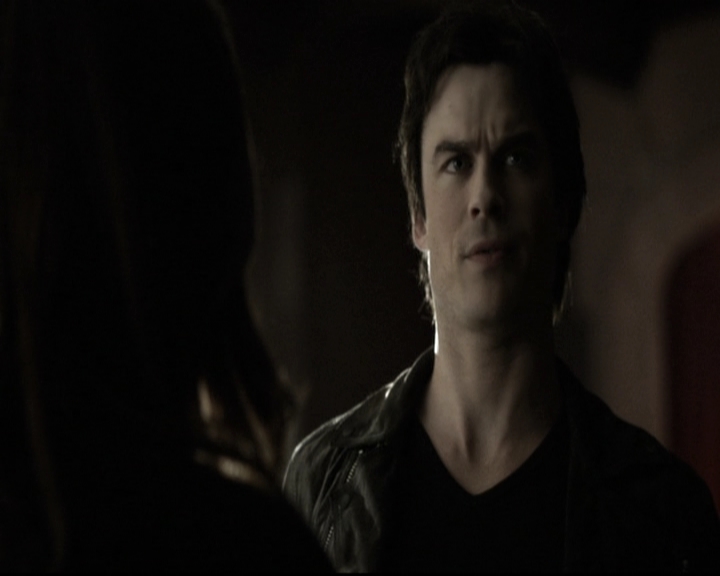 VampireDiariesWorld-dot-nl_6x09IAlone0805.jpg