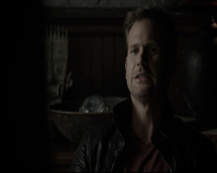 VampireDiariesWorld-dot-nl_6x09IAlone0966.jpg