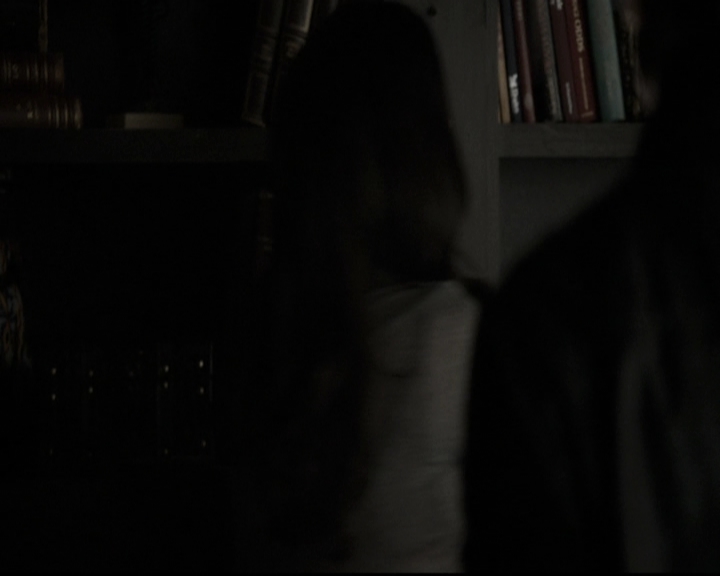 VampireDiariesWorld-dot-nl_6x09IAlone0989.jpg