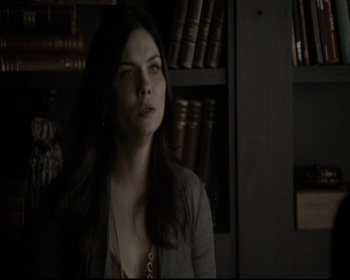 VampireDiariesWorld-dot-nl_6x09IAlone0990.jpg