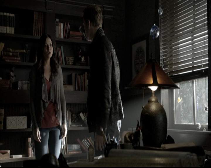 VampireDiariesWorld-dot-nl_6x09IAlone0999.jpg