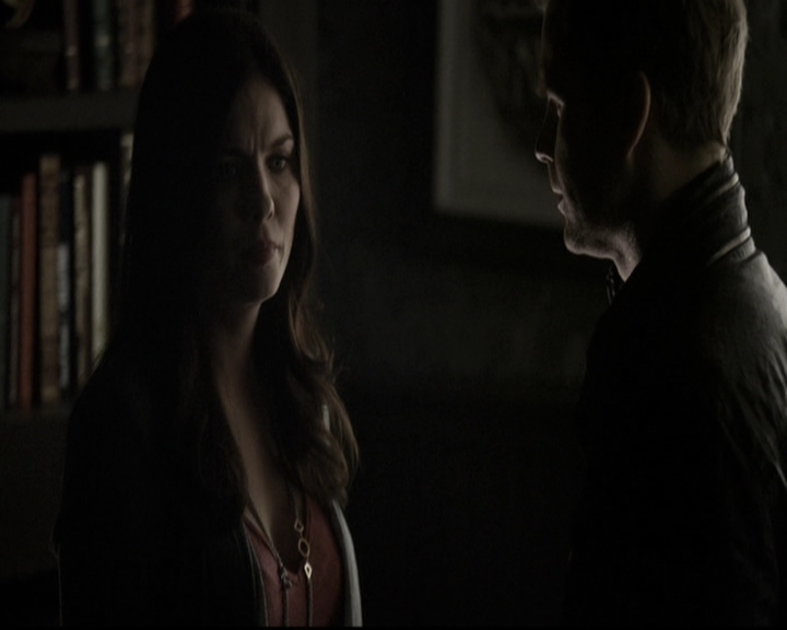 VampireDiariesWorld-dot-nl_6x09IAlone1010.jpg