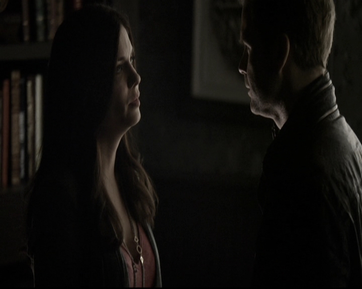 VampireDiariesWorld-dot-nl_6x09IAlone1012.jpg