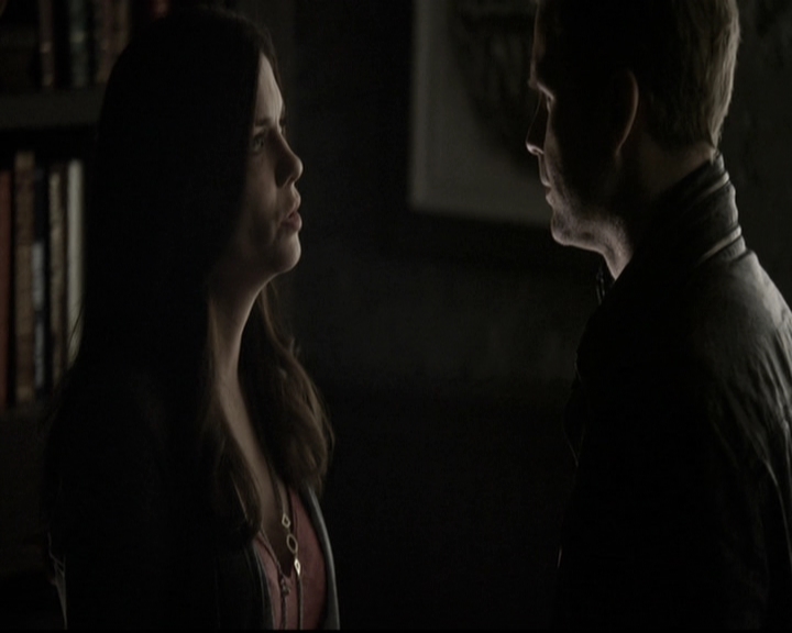 VampireDiariesWorld-dot-nl_6x09IAlone1013.jpg