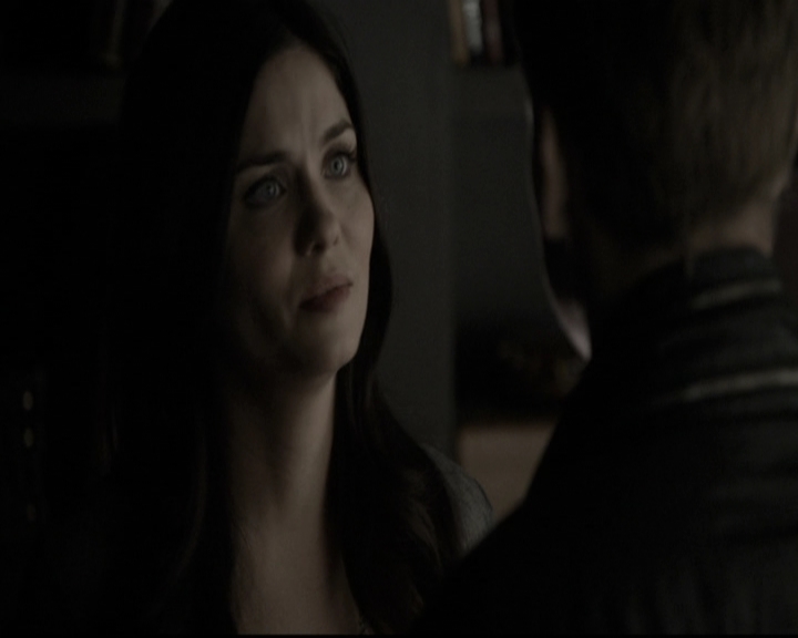 VampireDiariesWorld-dot-nl_6x09IAlone1016.jpg