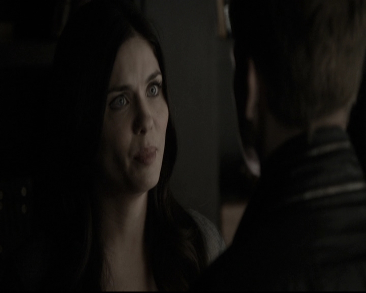 VampireDiariesWorld-dot-nl_6x09IAlone1020.jpg