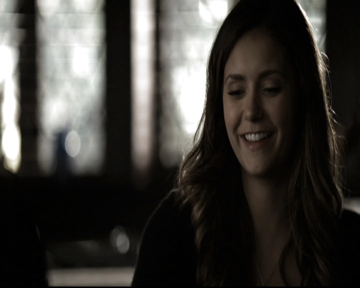 VampireDiariesWorld-dot-nl_6x09IAlone1054.jpg