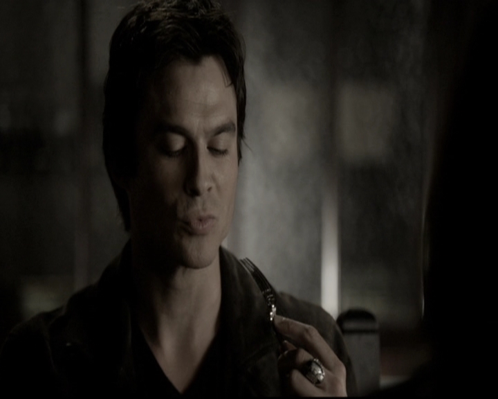 VampireDiariesWorld-dot-nl_6x09IAlone1078.jpg