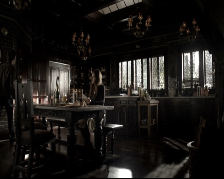 VampireDiariesWorld-dot-nl_6x09IAlone1118.jpg