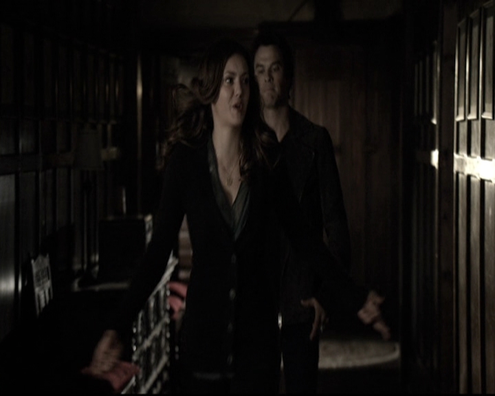 VampireDiariesWorld-dot-nl_6x09IAlone1158.jpg