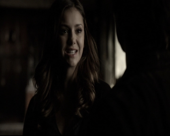 VampireDiariesWorld-dot-nl_6x09IAlone1176.jpg