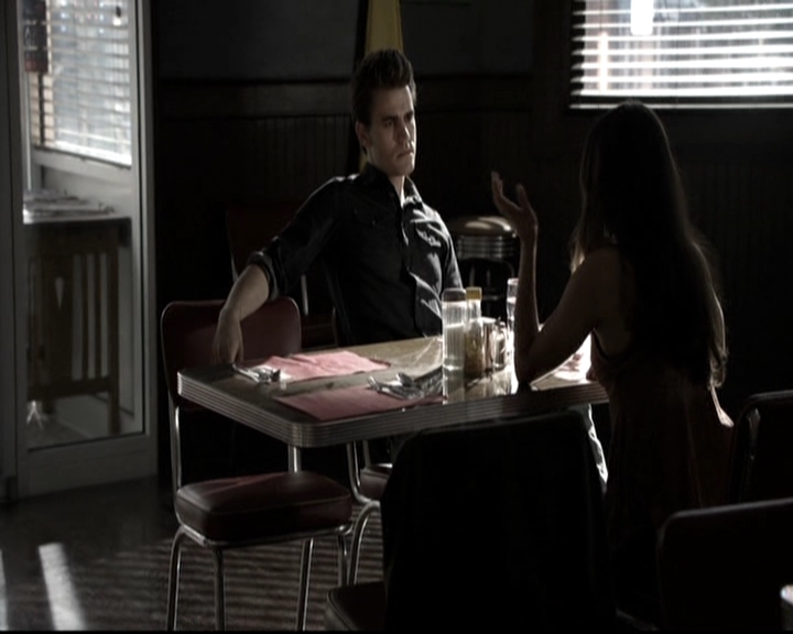 VampireDiariesWorld-dot-nl_6x09IAlone1185.jpg