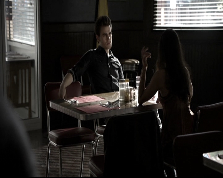 VampireDiariesWorld-dot-nl_6x09IAlone1186.jpg