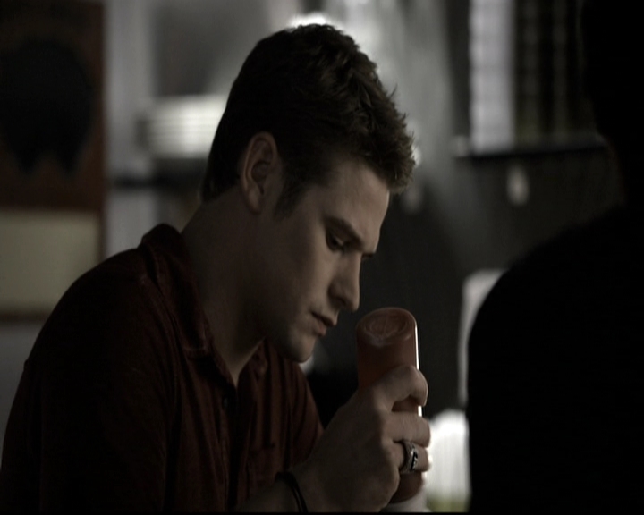 VampireDiariesWorld-dot-nl_6x09IAlone1193.jpg