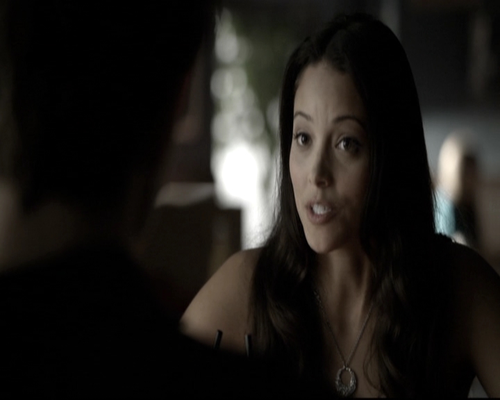 VampireDiariesWorld-dot-nl_6x09IAlone1212.jpg