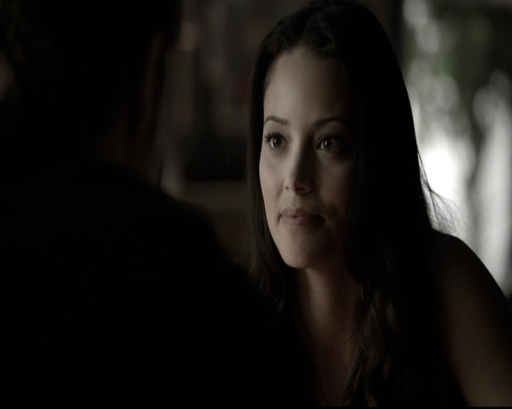 VampireDiariesWorld-dot-nl_6x09IAlone1242.jpg