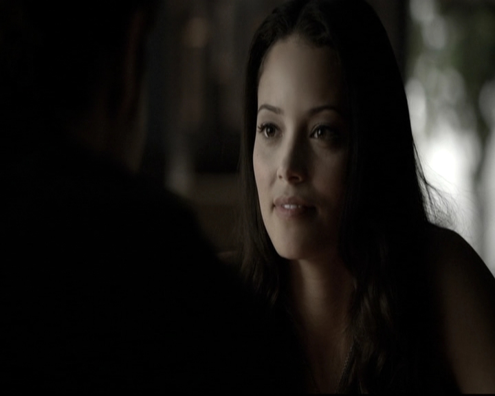 VampireDiariesWorld-dot-nl_6x09IAlone1243.jpg