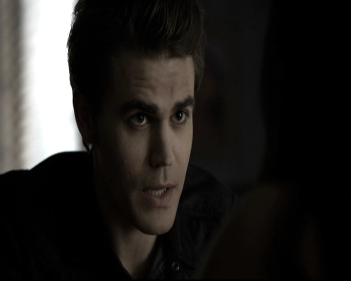 VampireDiariesWorld-dot-nl_6x09IAlone1244.jpg