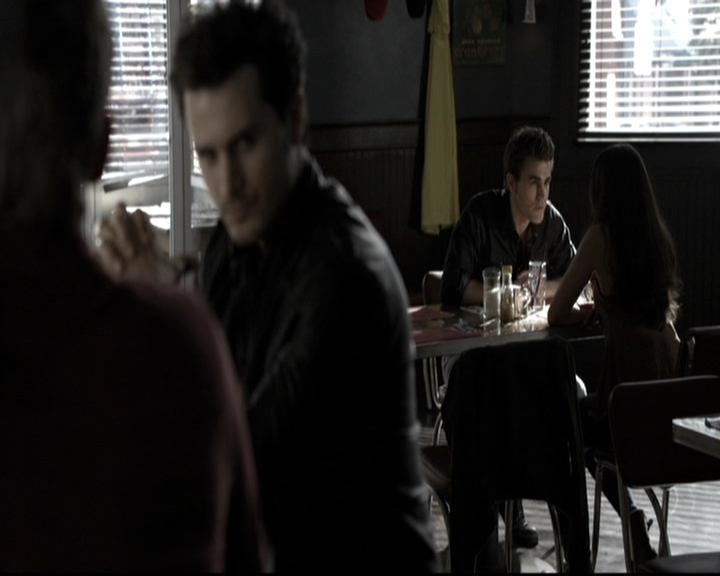 VampireDiariesWorld-dot-nl_6x09IAlone1247.jpg