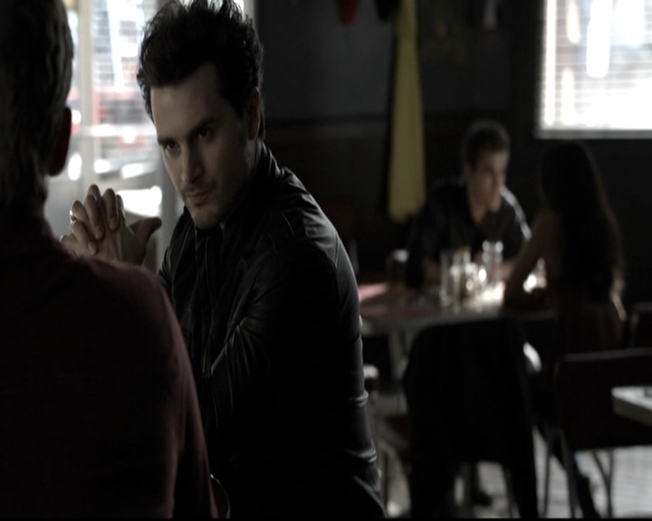 VampireDiariesWorld-dot-nl_6x09IAlone1249.jpg