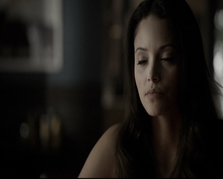 VampireDiariesWorld-dot-nl_6x09IAlone1257.jpg