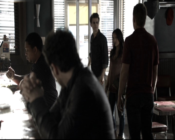 VampireDiariesWorld-dot-nl_6x09IAlone1270.jpg