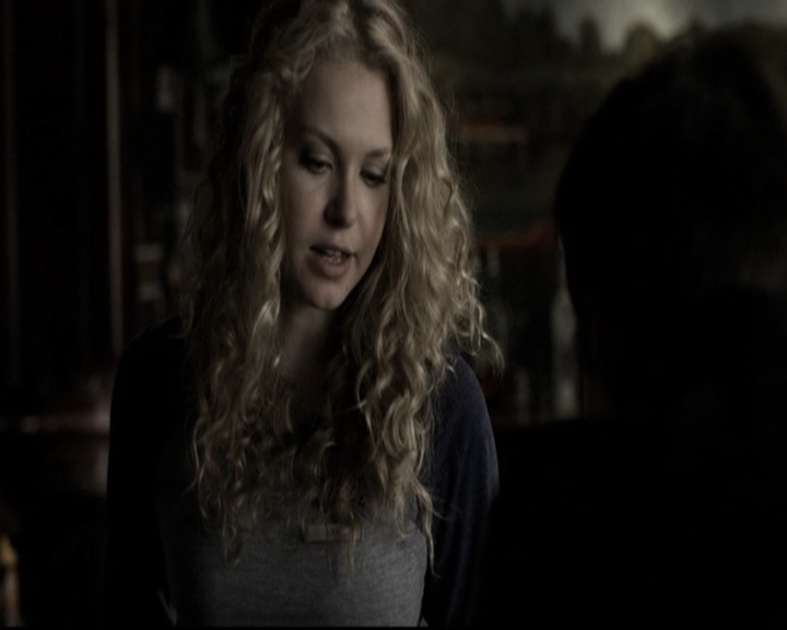 VampireDiariesWorld-dot-nl_6x09IAlone1292.jpg