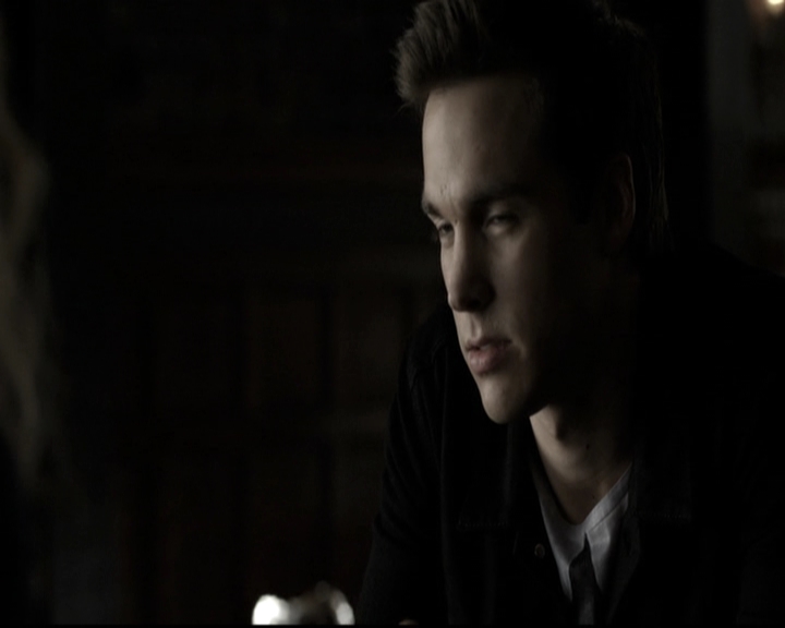 VampireDiariesWorld-dot-nl_6x09IAlone1308.jpg