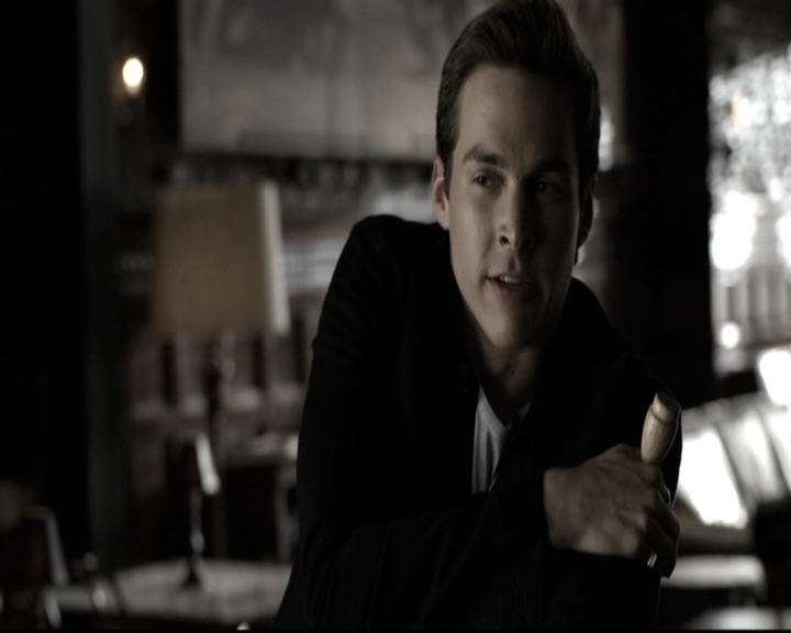 VampireDiariesWorld-dot-nl_6x09IAlone1350.jpg