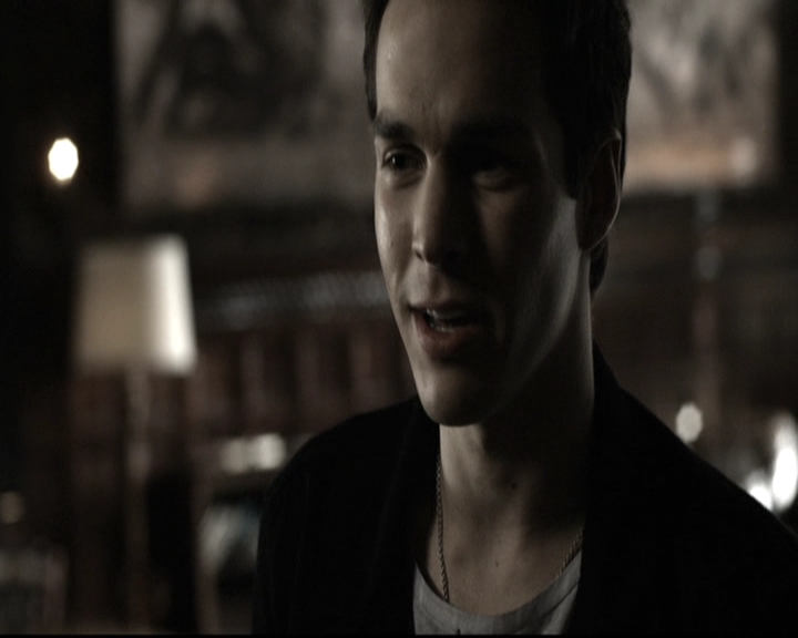 VampireDiariesWorld-dot-nl_6x09IAlone1366.jpg