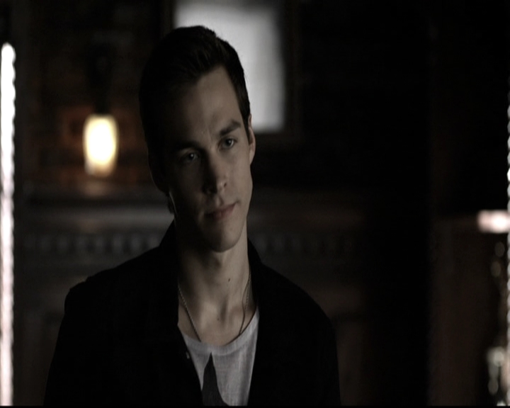 VampireDiariesWorld-dot-nl_6x09IAlone1383.jpg