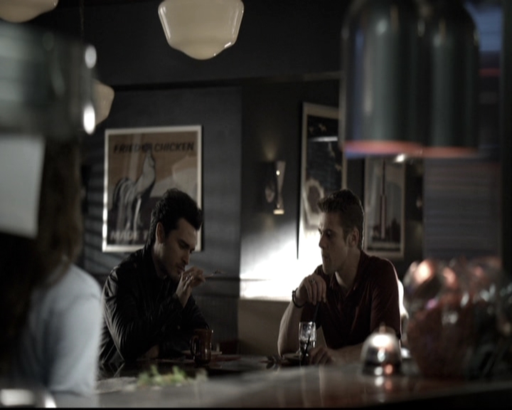 VampireDiariesWorld-dot-nl_6x09IAlone1400.jpg