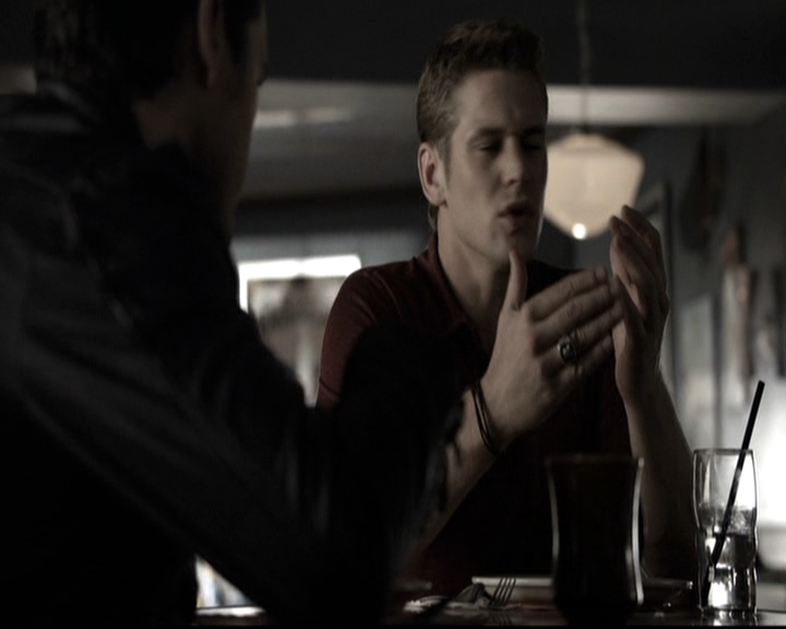 VampireDiariesWorld-dot-nl_6x09IAlone1402.jpg